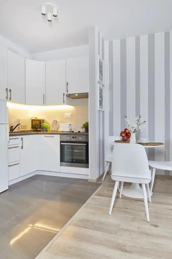 P&O Serviced Apartments Siedmiogrodzka III Warsawa Bagian luar foto