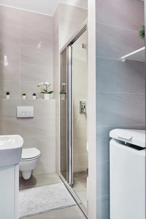 P&O Serviced Apartments Siedmiogrodzka III Warsawa Bagian luar foto
